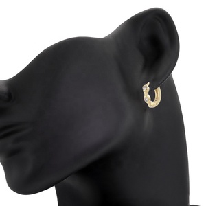 Boucles d'oreilles rondes en argent sterling 925, trois micro pierres de zircon, huggies en or 14k pour femme - Product Image 5