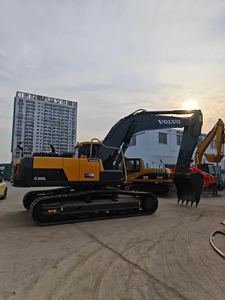 Pelle hydraulique sur chenilles Volvo EC300 d'occasion, modèle 2023, moteur et engrenage, testé et inspecté, excellent état 30T - Product Image 3