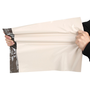 Enveloppes d'expédition en plastique personnalisées de haute qualité <span class=keywords><strong>pour</strong></span> colis, sacs d'expédition poly <span class=keywords><strong>pour</strong></span> vêtements - Product Image 6