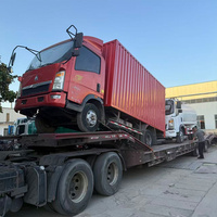 Camion de fret à caisse fermée Sinotruk Howo 4x2 d'occasion à bas prix, capacité de charge de 10 tonnes pour l'Afrique