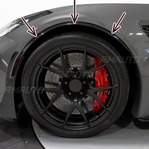 สำหรับ Corvette C7 ปี 2014-2019 ชุดแต่งขอบล้อหน้ารถยนต์ 2 ชิ้น ลายคาร์บอนไฟเบอร์ สีดำเงา แบบ GM Style - Product Image 3
