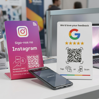 Support de table NFC en PVC |   Support de table en PVC personnalisé avec carte NFC RFID et impression CMYK pour les avis Google et les médias sociaux