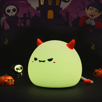 Petite lampe de nuit unique en silicone en forme de monstre mignon d'anime, avec lumière LED, pour la décoration de la chambre à coucher, la maison, les enfants, les bébés