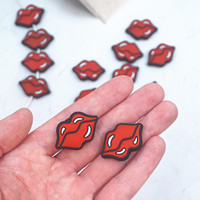Offre Spéciale sans BPA Silicone lèvres mâcher Focal perles bijoux à bricoler soi-même porte-clés breloques mignon baiser en forme de déclaration perles artisanat en gros