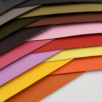 Tissu en similicuir synthétique en PVC élastique imperméable de 0.75mm pour la décoration intérieure pour une utilisation murale et des canapés-Stock de masse