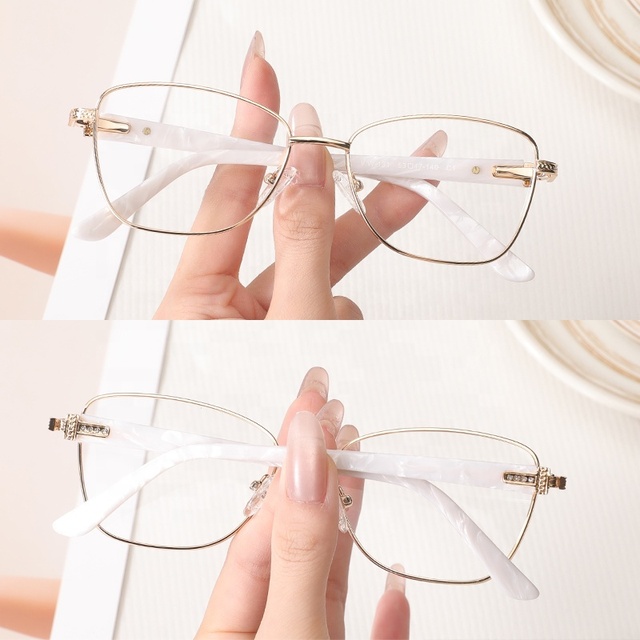 Metal Full Rim Women's Eyeglass Frames CE Certified Providing Durable, clear Vision for Running Reading Books and Working