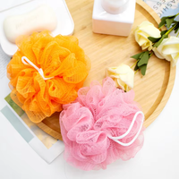 Éponge de Douche Exfoliante en Maille de Qualité Supérieure, 20g, Couleurs Assorties, pour le Corps ou le Bain, Type Loofah, en Forme de Boule, Vente Chaude