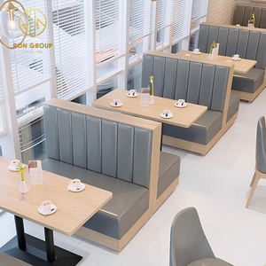 Ensemble de bancs de style moderne en bois gris et cuir pour pizzeria, fast-food, café et restaurant, avec table et mobilier de stand - Product Image 1