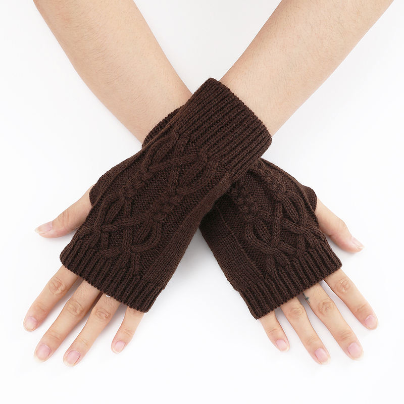 สีน้ำตาล