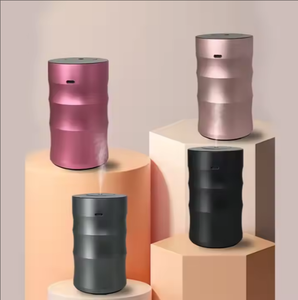 Yeni stil ev aletleri taşınabilir susuz şarj edilebilir 20mll USB araba difüzör ev Mini ultrasonik araba koku yayıcı - Product Image 1