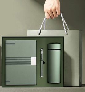 Carnet à couverture rigide en PU gravé sur mesure avec stylo, ensemble carnet et stylo en PU assortis, cadeaux de remise de diplôme personnalisés, cadeau pour nouvel emploi - Product Image 3