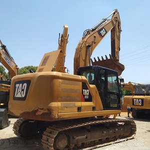 Excavatrice sur chenilles hydraulique CAT 320GC d'occasion, 20 tonnes, à vendre, faible consommation de carburant, bon état - Product Image 1