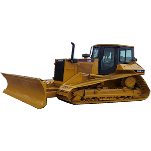 Bulldozer CAT D6M Usado de Grado Profesional para Tareas Pesadas de Movimiento de Tierras - Product Image 1