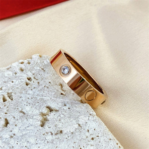여성용 명품 브랜드 반지 18k 골드 스테인리스 스틸 레드 및 그린 반지 남성용 패션 주얼리 - Product Image 6