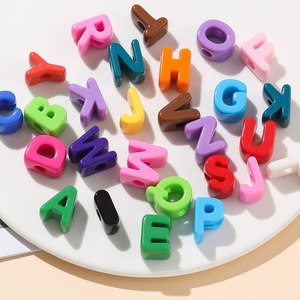 Cuentas Acrílicas con Letras del Alfabeto Inglés, Agujero Grande, para Hacer Pulseras, Color Aleatorio, Cuentas de Letras de 6mm para Pulseras - Product Image 2
