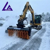 Balayeuse de voirie montée sur excavatrice, à entraînement hydraulique pour le nettoyage des chaussées et des bordures, largeur de travail 1500 mm en option