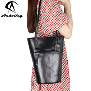 กระเป๋าสะพายไหล่ AndoBag รุ่น Simple, กระเป๋าหนังแท้เอนกประสงค์ทรงถัง, กระเป๋าถือสำหรับผู้หญิงสำหรับเดินทาง รุ่น 1694 - Product Image 1