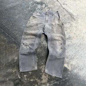 Op maat gemaakte heren <span class=keywords><strong>jeans</strong></span> met distressed patchwork, vintage gewassen blauwe denim, gescheurde details, paneelnaad en carpenterstijl - Product Image 5