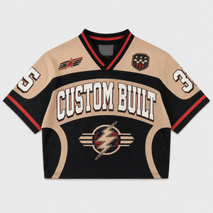 T-shirt de football personnalisé avec logo, col en V oversize, empiècements en maille, imprimé graphique respirant, coupe ample, streetwear pour homme - Product Image 1