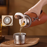 Gobelet isotherme sous vide 600 ml avec revêtement en titane pur, maintien de la chaleur 24h, texture martelée, étui de transport en cuir, logo personnalisé, vente en gros