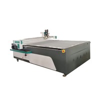 Machine de découpe CNC pour panneaux d'isolation en mousse phénolique Conduits d'air Panneaux muraux acoustiques en PET Feutre