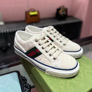 Giày thể thao thời trang cao cấp GG 1977, giày thiết kế hàng hiệu, giày nữ thời trang cao cấp GG, giày đi bộ chạy bộ đế bằng GG - Product Image 5
