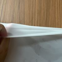 Membrane imperméable respirante anti-âge en PU de 0,015 mm, transmission de vapeur d'eau 3000-10000 g/m²/24h, laminage durable