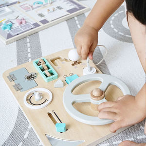 Tableau d'activités en bois sur le thème de la <span class=keywords><strong>voiture</strong></span> avec volant simulé, jouet sensoriel Montessori <span class=keywords><strong>pour</strong></span> tout-petits - Product Image 2