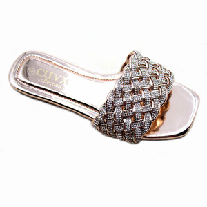 Sandales plates pour femmes, populaires et décontractées, idéales pour l'été et la plage, antidérapantes, résistantes à l'usure, tendance - Product Image 3