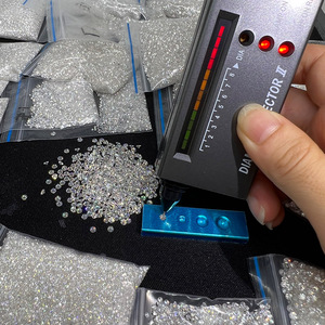 Kleine Diamant pflaster einstellung 1,0mm Nahkampf Moissanit runder synthetischer Diamant - Product Image 4
