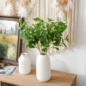 Feuilles de jasmin artificielles CallaFloral, branche unique, vert PVC, plante décorative pour la maison - Product Image 1