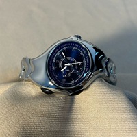 Montre à quartz Y2K Millennium Alien Twisted Vintage Niche Charm avec boîtier en alliage et bracelet en acier inoxydable 3BAR