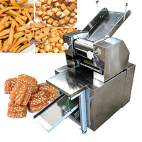 Machine multifonctionnelle pour la fabrication de bandes de riz et la découpe et la mise en forme de pâte Chin Chin pour les snacks frits