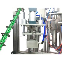 Ligne de production entièrement automatique Machine de remplissage et de vissage de bouchon de crème de jus d'huile de gelée de lait de soja de poche debout