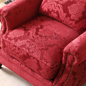 Sillón Individual Estilo Americano, Tapizado en Damasco Rojo, Diseño Acolchado, Silla para Sala de Estar - Product Image 2