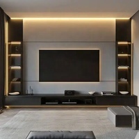 Meuble TV flottant gris foncé moderne avec accent en lattes de bois, console multimédia minimaliste avec éclairage LED et étagères, unité TV noire