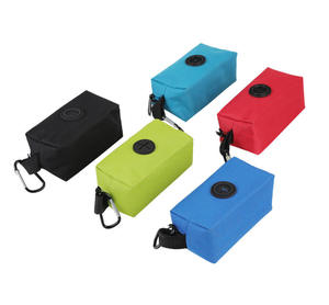 Distributeur de sacs à déjections canines portable et étanche pour l'extérieur, à fixer à la laisse - Product Image 3