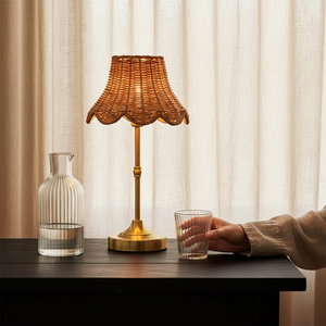 Tùy Chỉnh Không Dây Bảng Đèn 5200MAh Pin Tự Nhiên Handmade Mây Dệt Chụp Đèn Thủ Công Cho Tiệc Cưới Khách Sạn - Product Image 6