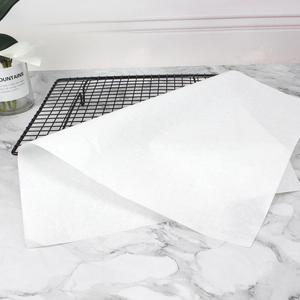 Papel de regalo para hamburguesas Patty recubierto de cera y mantequilla sándwich horneado resistente a la grasa 38GSM 40GSM de grado alimenticio impreso personalizado - Product Image 3