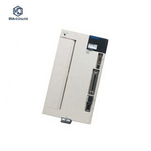 Servomoteur à axe unique de qualité supérieure SGD7S-180A00A002 compatible avec un servomoteur de 2,0 kW, triphasé AC 200-240V, industriel - Product Image 1