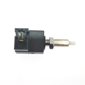 สวิตช์ไฟเบรก 93810-2E000 11213 สำหรับเปลี่ยนซ่อมสวิตช์อัตโนมัติ - Product Image 3