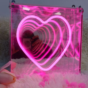 Enseigne au néon en forme de cœur Infinite Abyss Mirror personnalisée Gratuit - Product Image 2