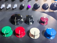 Bouton de console RCA pour traitement audio/vidéo à montage en surface