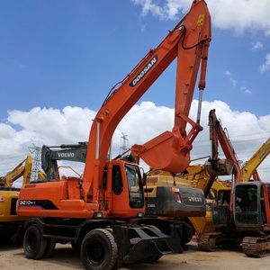 Excavatrice sur pneus hydraulique Doosan Dh210W-7 Dh210 d'occasion, 21 tonnes, en bon état - Product Image 1