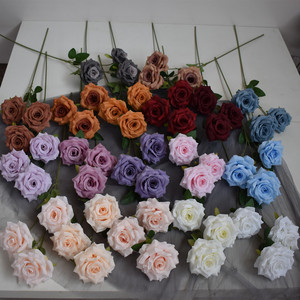 Flores Artificiales de Seda Hechas a Mano Realistas, Arreglo en Cascada de 3 Rosas de Diamante para Decoración de Bodas, Hoteles y Centros Comerciales - Product Image 2
