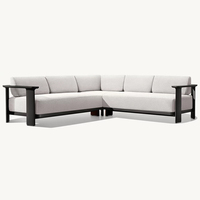 Canapé d'extérieur modulaire RH Dune Teak en forme de L, avec coussins en tissu crème sur structure en teck massif, ensemble de patio moderne