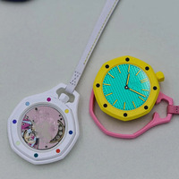 Jam Tangan Gaya Liontin Kuarsa Kustom dengan Tali Jam Dinding Kreatif Model Jam Gantung