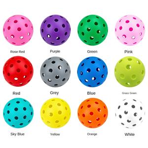 Set di 12 Palline da Pickleball Colorate da 74MM per Stampaggio Rotazionale a 26/40 Fori, Produzione Globale - Product Image 4