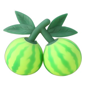 Juguete Antiestrés de Sandía Blanda - Juguete Sensorial de Fruta de Subida Lenta para Decoración de Escritorio de Oficina - Product Image 5