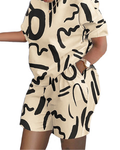 Conjunto de pantalones cortos informales de verano para mujer, Camiseta con estampado de letras, pantalones cortos a juego, Traje de dos piezas de tela con decoración de patrón - Product Image 4